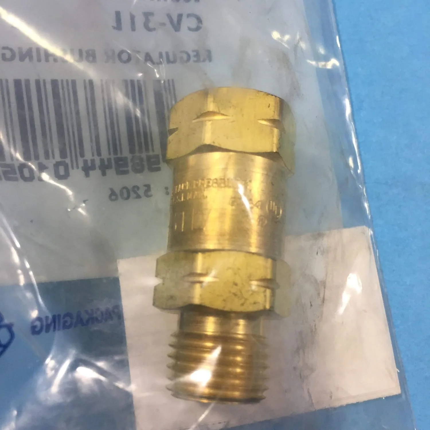Western Enterprises CV-31L Regulator Bushing Adaptor Model B-Size (9/16"-18")