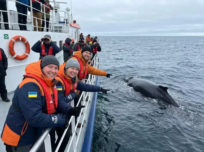 Whale Watching tour in Mirissa