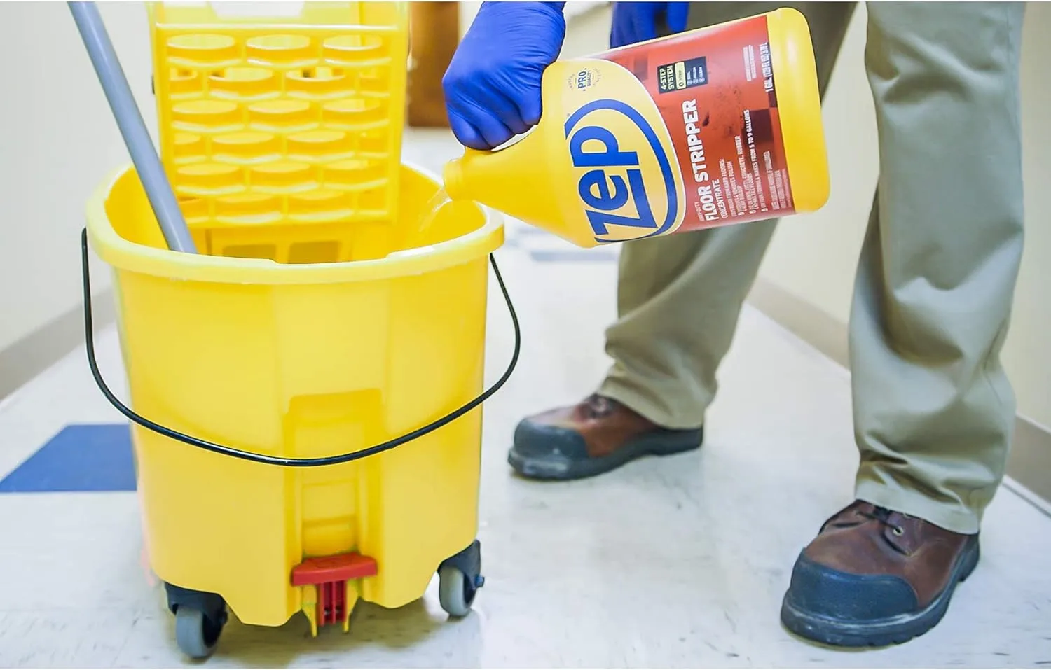 Zep Heavy-Duty Floor Stripper Concentrate, 1 Gallon (128 fl oz)