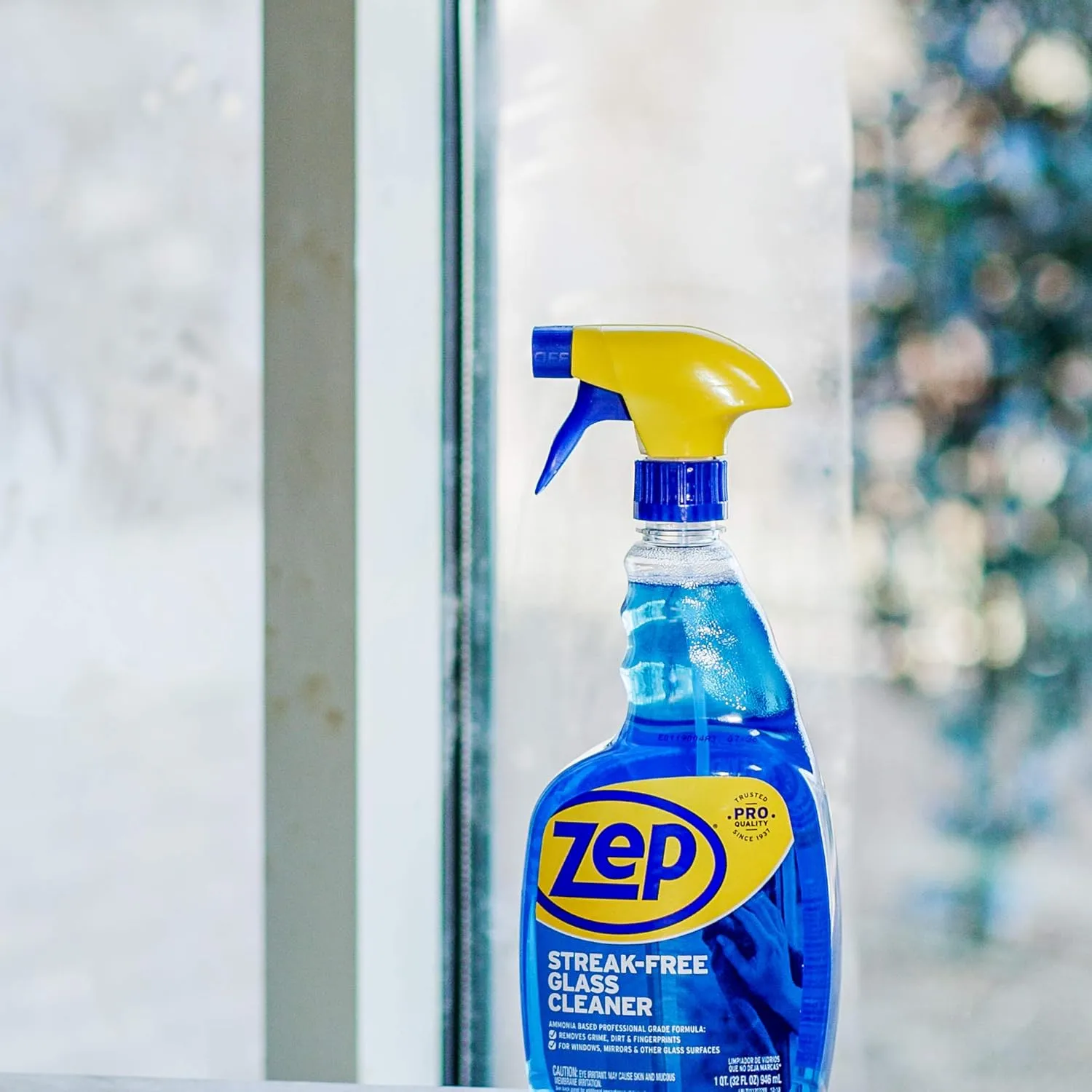 Zep Streak-Free Glass Cleaner, Professional-Strength, Ready-to-Use